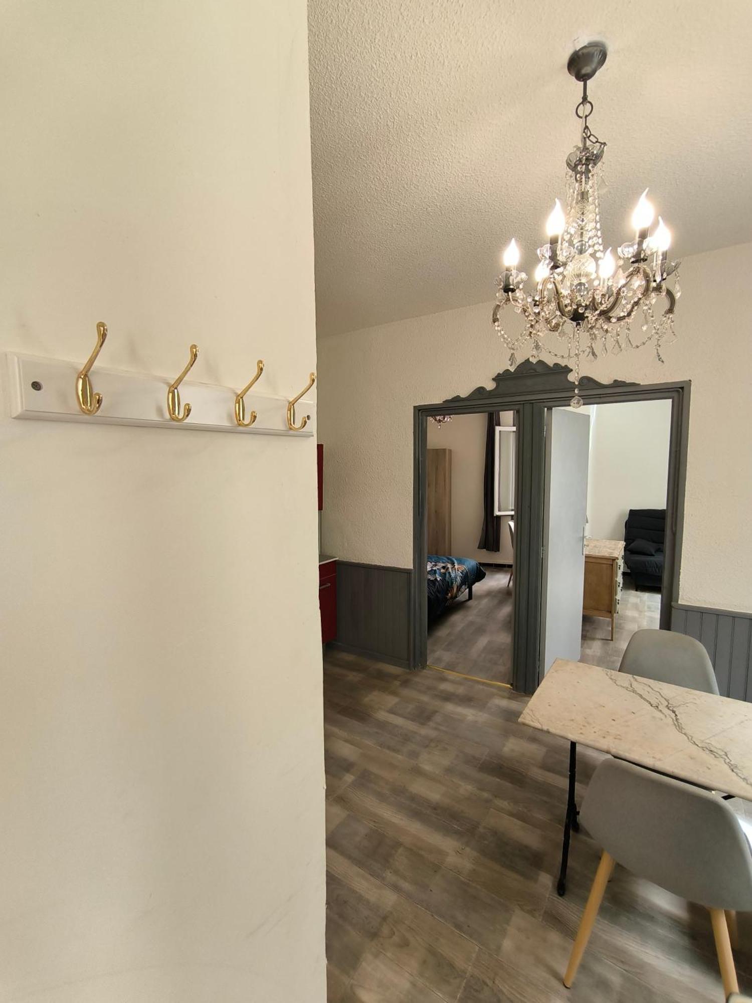 Appartement Chaleureux Dans Le Centre De Béziers Dış mekan fotoğraf